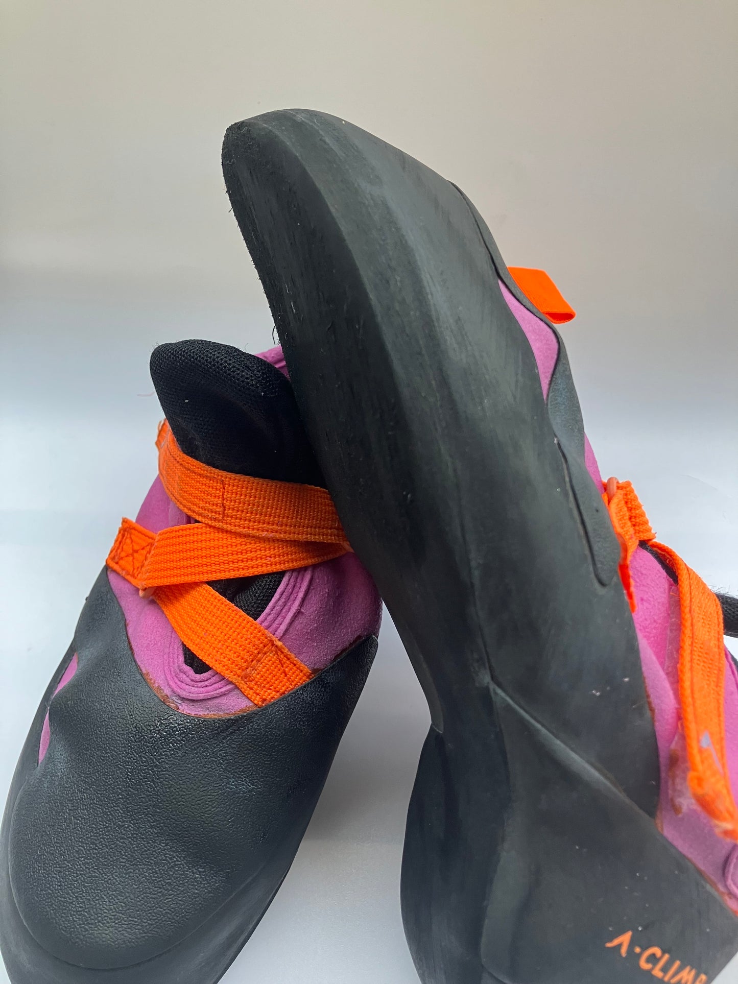 CONCEPT2 US7.5 ユーズドクライミングシューズ